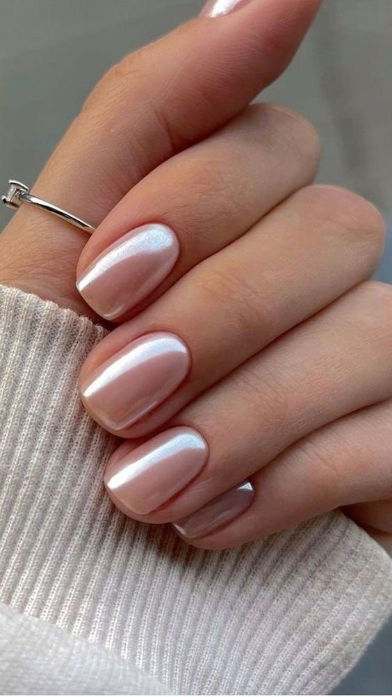 20 Elegant & Understated Old Money Nails You Need to Try | Luxury En Vogue