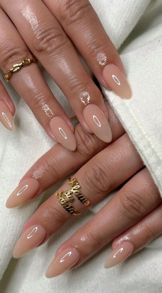 20 Elegant & Understated Old Money Nails You Need to Try | Luxury En Vogue