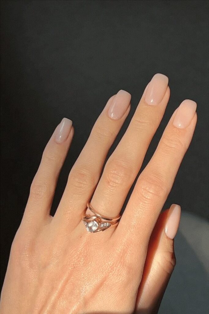 20 Elegant & Understated Old Money Nails You Need to Try | Luxury En Vogue
