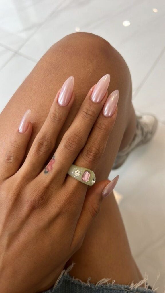 Nude Chrome Nail Ideas That Scream Luxury | Luxury En Vogue
