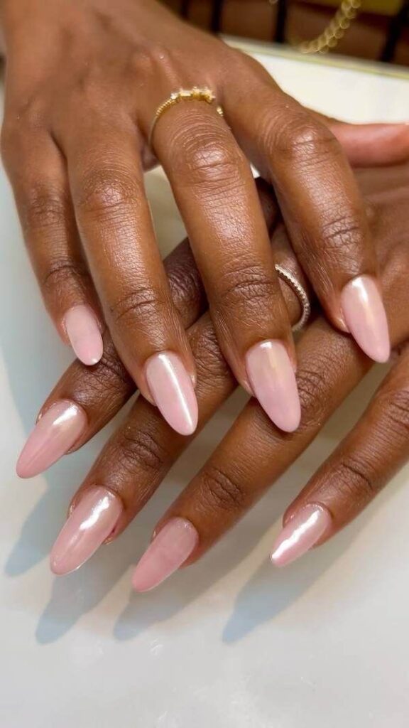 Nude Chrome Nail Ideas That Scream Luxury | Luxury En Vogue